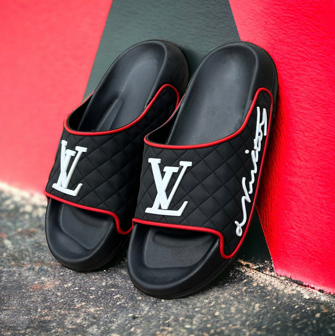 Medicated Black L-V
Soft Slides LS-440