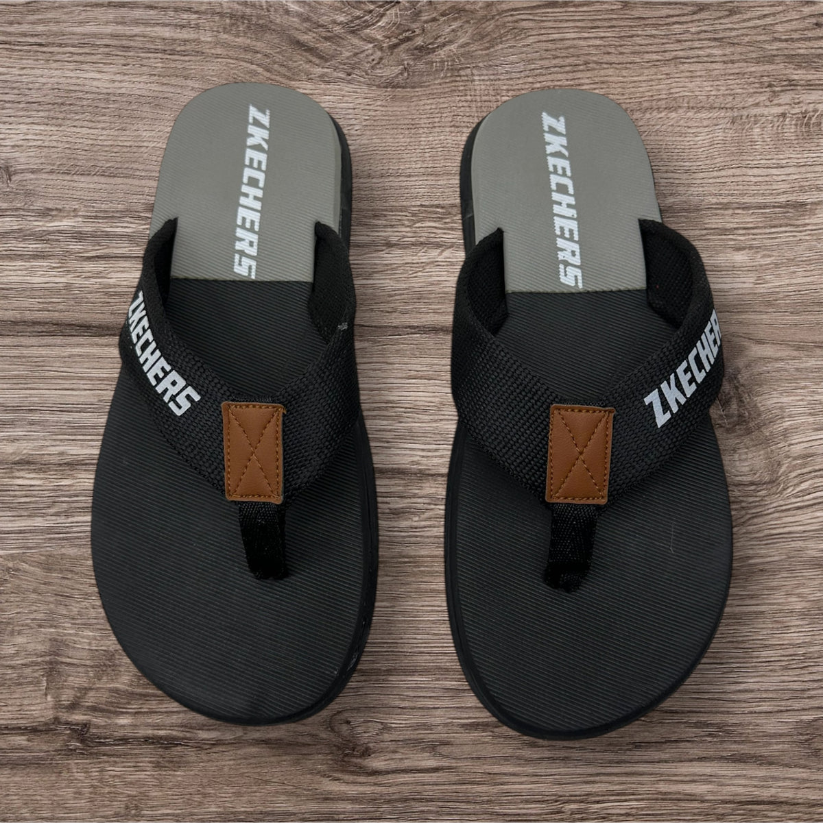 New Skecher Extra Soft Gray Black Flip Flop Slipper