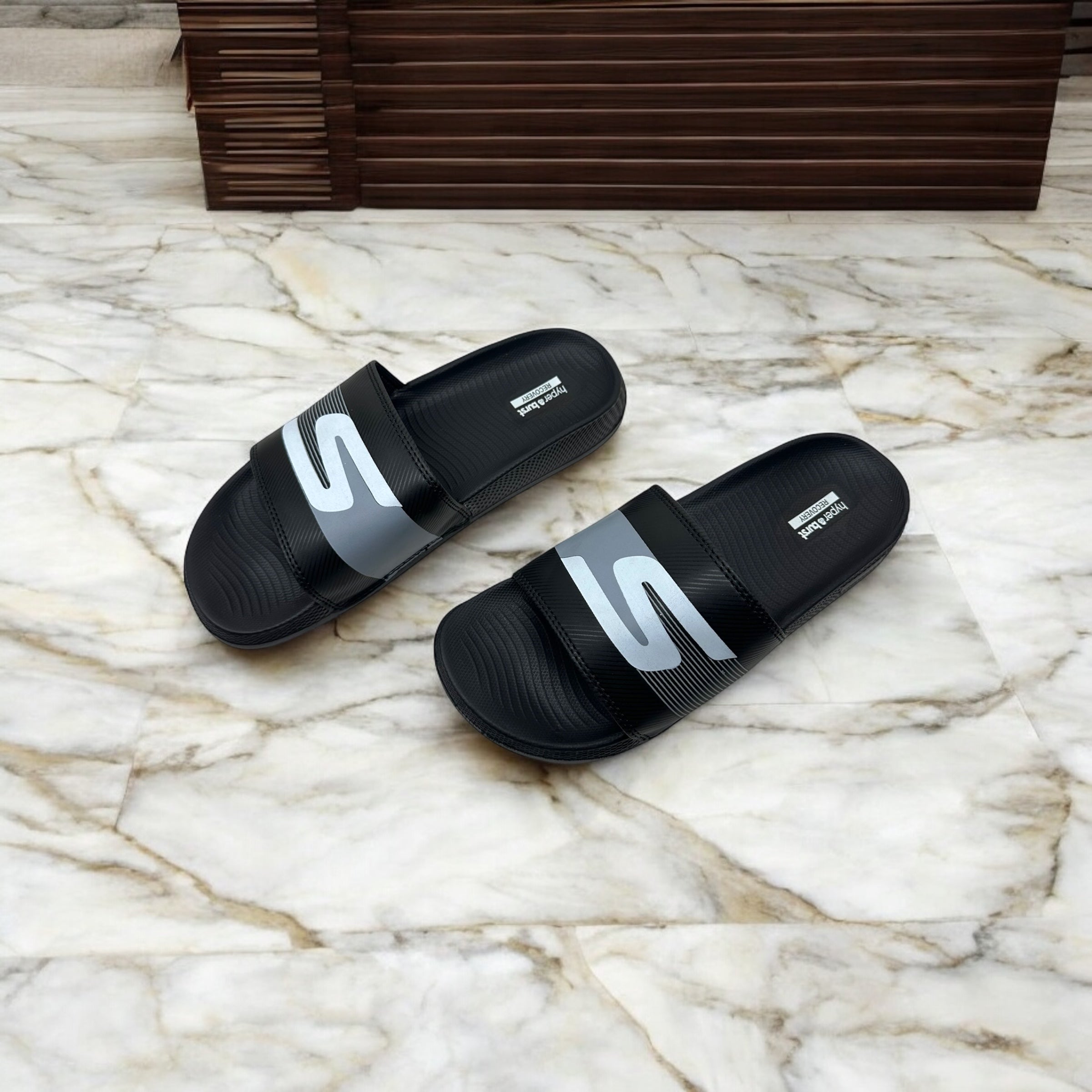 Skechers Black Hyper Burst Slide